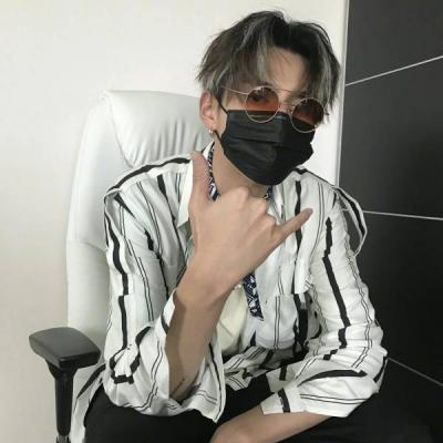 China丹东DJ阿泽2014年1月风靡全球电子舞曲