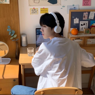东莞DJ小栋-全中文Electro抖音最火(咱们结婚吧.信仰.离歌)Bgm包房热门串烧大碟