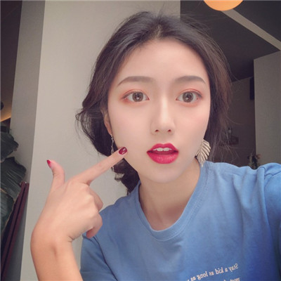 dj口水坚 - 初恋情人  大风吹  现代爱情故事  深深深  缠绵游戏  绝对是个梦  爱一万次够不够  来让我跟你走  余情未了  随缘